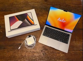 2021 MacBook Pro 16 inch, M1 Max, 64 GB ram, 8 TB ssd