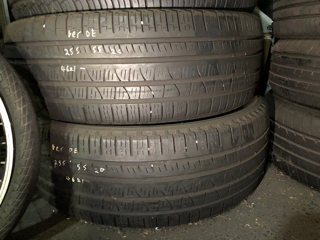 2pcs 255/55/20 Pirelli used tyre (80), Car Accessories, Tyres & Rims