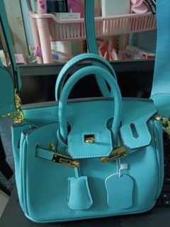 （分類：）位於 。 由 Alexia12 提交（商品編號 1241378736，圖片 1）。簡介： 。