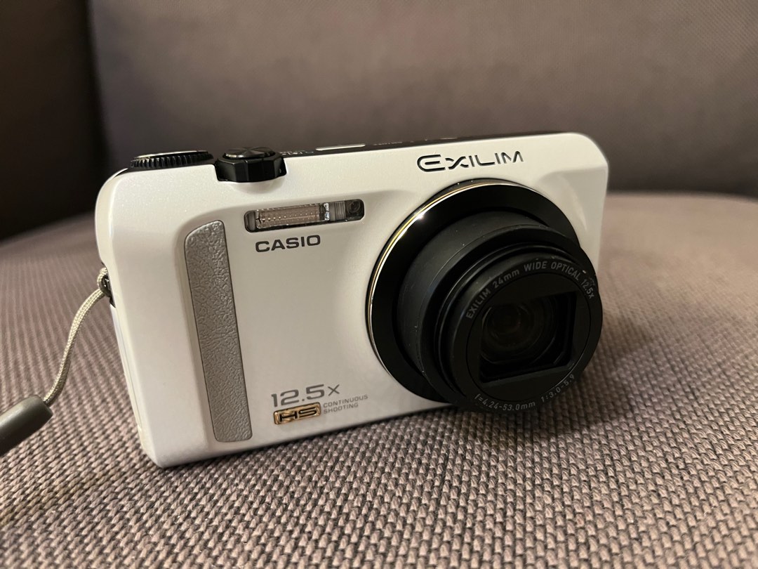 95%新Casio EX-ZR200 懷舊ccd相機, 攝影器材, 相機- Carousell