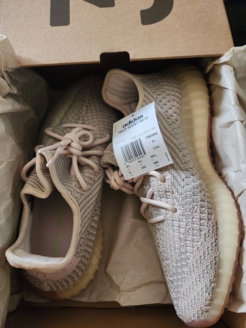 Adidas best sale yeezy deadstock