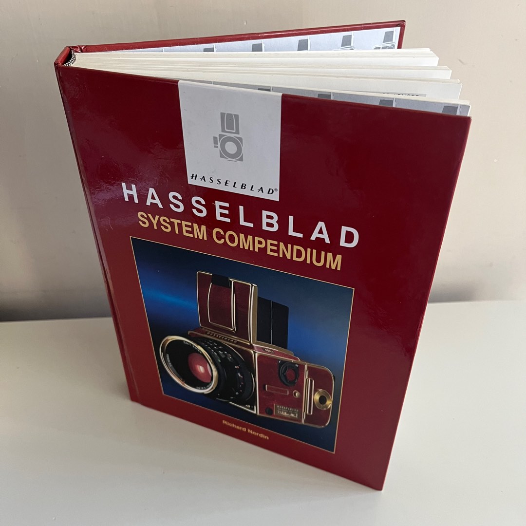 Hasselblad System Compendium 《洋書・カメラ》 - 洋書