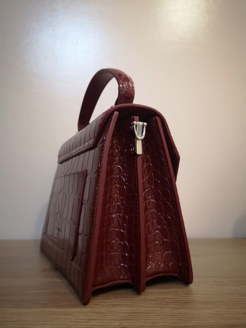 Accordion style handbag hot sale