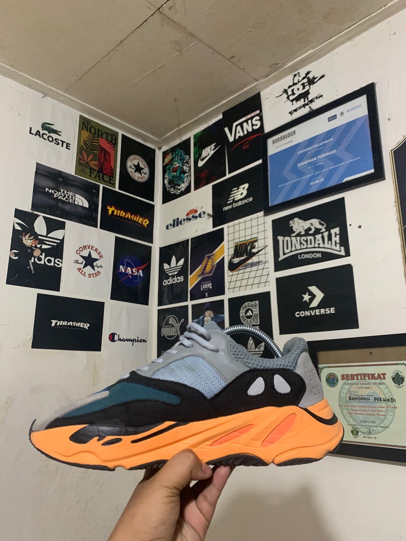 Adidas Yeezy 700 Wash Orange Fesyen Pria Sepatu Sneakers di
