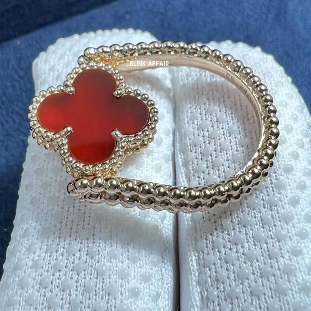 Vintage shop reversible ring