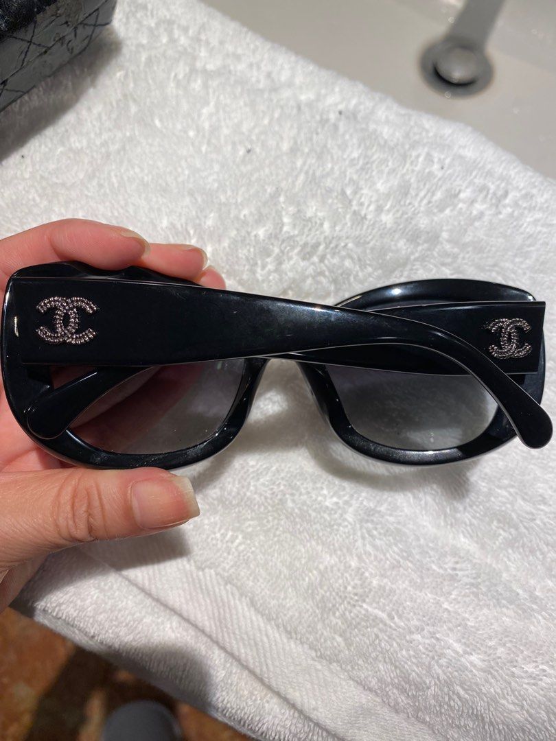 Authentic Chanel Sunglasses, Women's Fashion, Watches