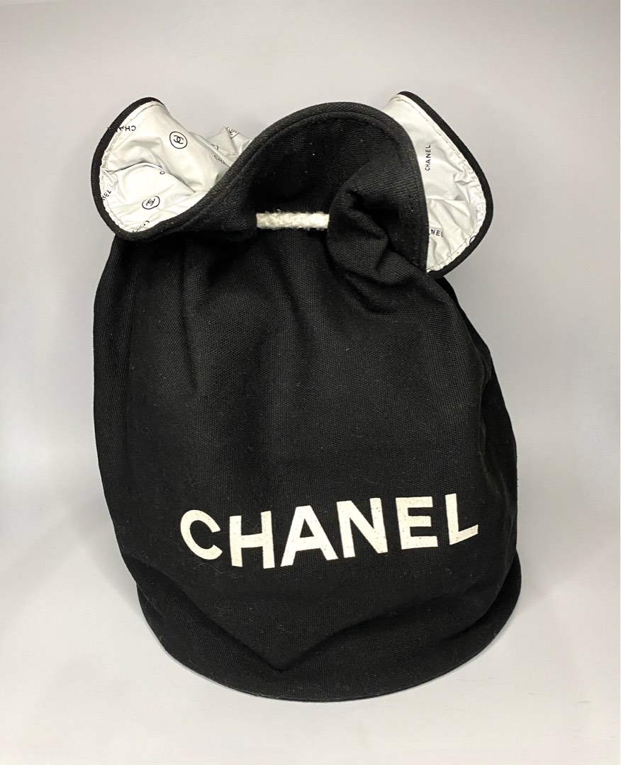 Chanel vip authentic chain bag, Luxury, Bags & Wallets on Carousell