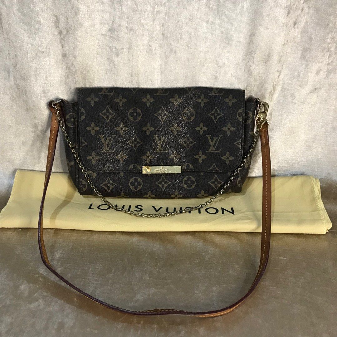 Authentic Preloved Louis Vuitton LV Monogram Compact Wallet Medium, Luxury,  Bags & Wallets on Carousell