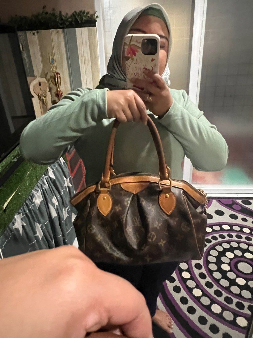Louis vuitton tivoli sizes 2025
