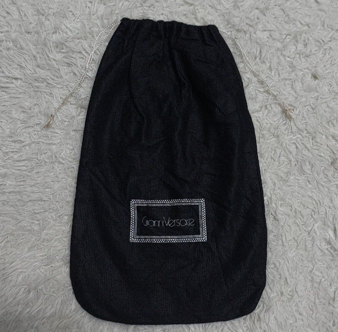 Authentic Vintage Gianni Versace dust bag (Category: Luxury Bags & Wallets) located in Manila. Submitted by jfluxury.co (Listing ID 1241343965, Image 2). Description: excellent condition no flaws bought in Japan 🇯🇵 💯% Authentic. 😊 Money back guarantee. 😊 Clean and ready to use na po.