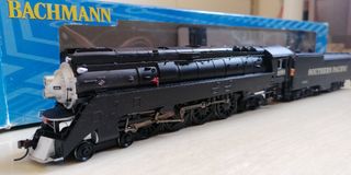 （分類：）位於 。 由 designated14 提交（商品編號 1241249910，圖片 1）。簡介： 。