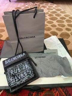 Original balenciaga graffiti waist bag, Luxury, Bags & Wallets on Carousell