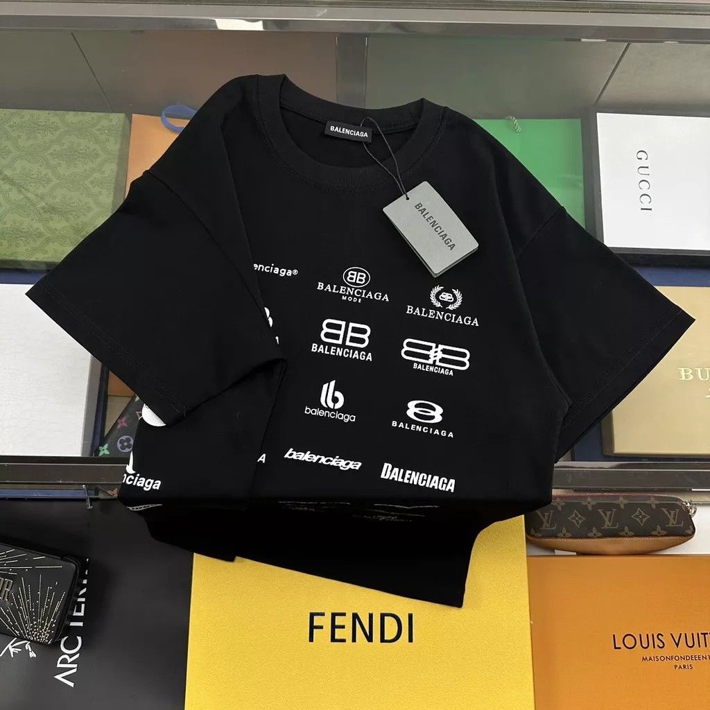 Harga t hot sale shirt balenciaga