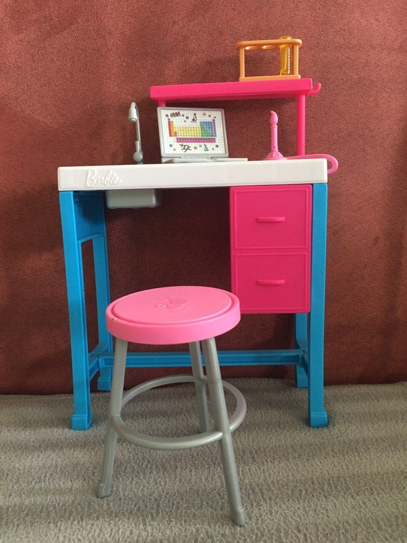 Barbie 2025 science set