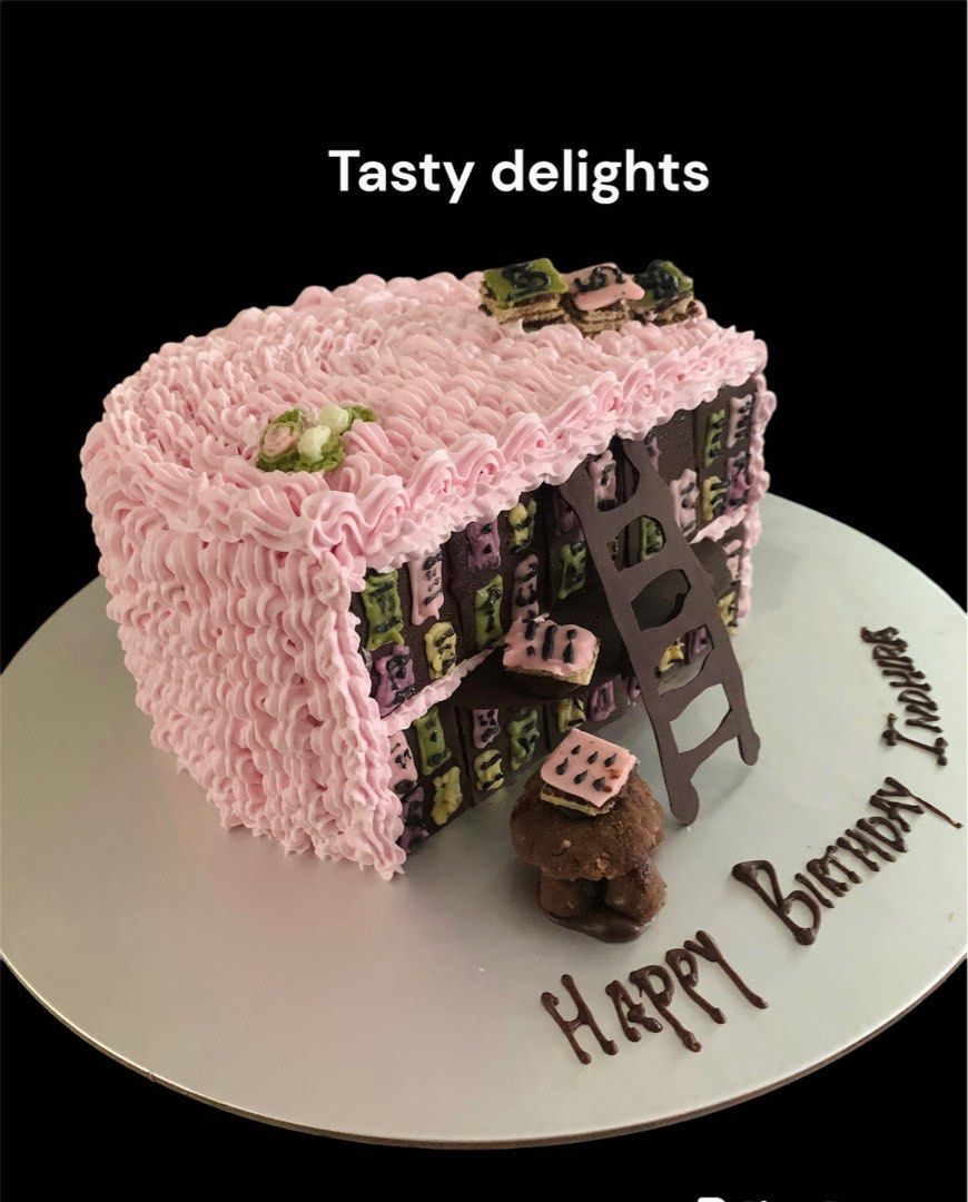 Decorate a Birthday Cake: With 50 Stickers (Dover Little Activity Books  Stickers) - Robbie Stillerman: 9780486420783 - AbeBooks