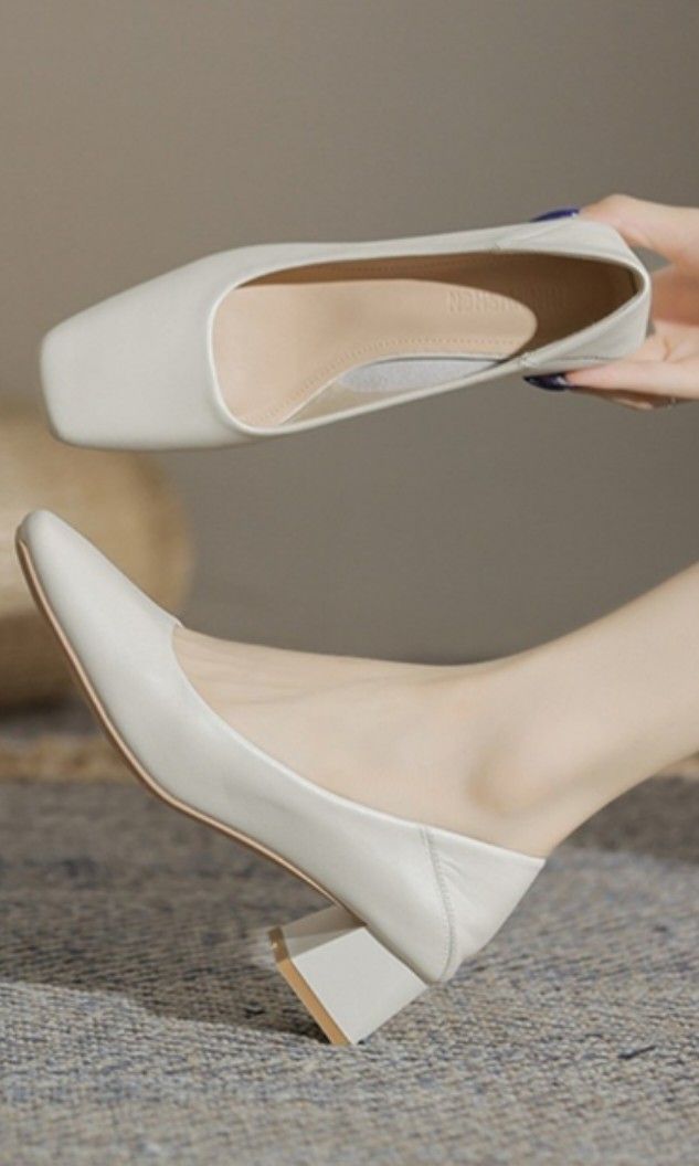 White block online heels size 5
