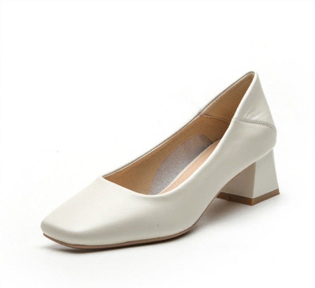 Brand new Square toe White block Heels size 39 Women s Fashion