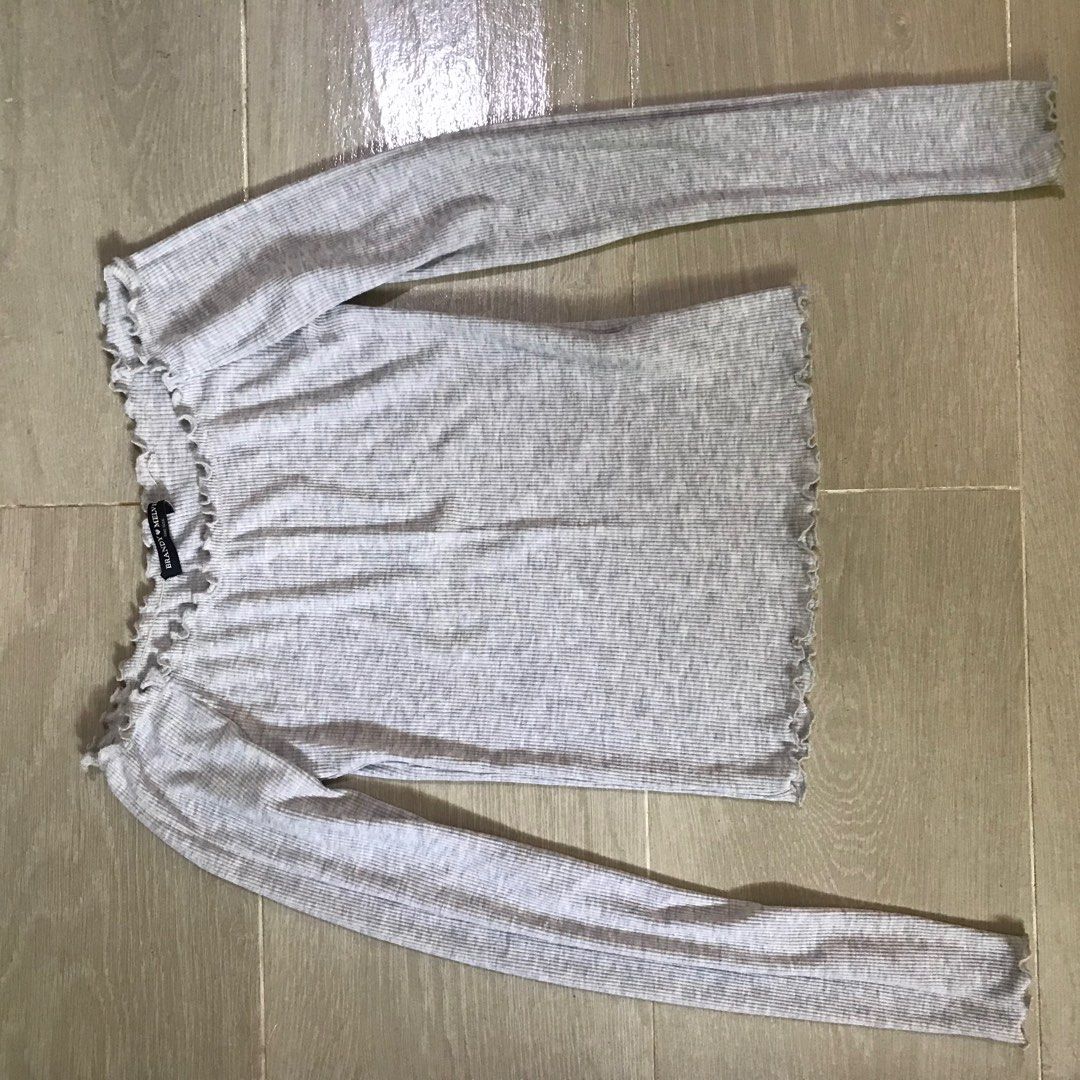 Brandy melville One size fits all, Women's Fashion, Tops, Longsleeves