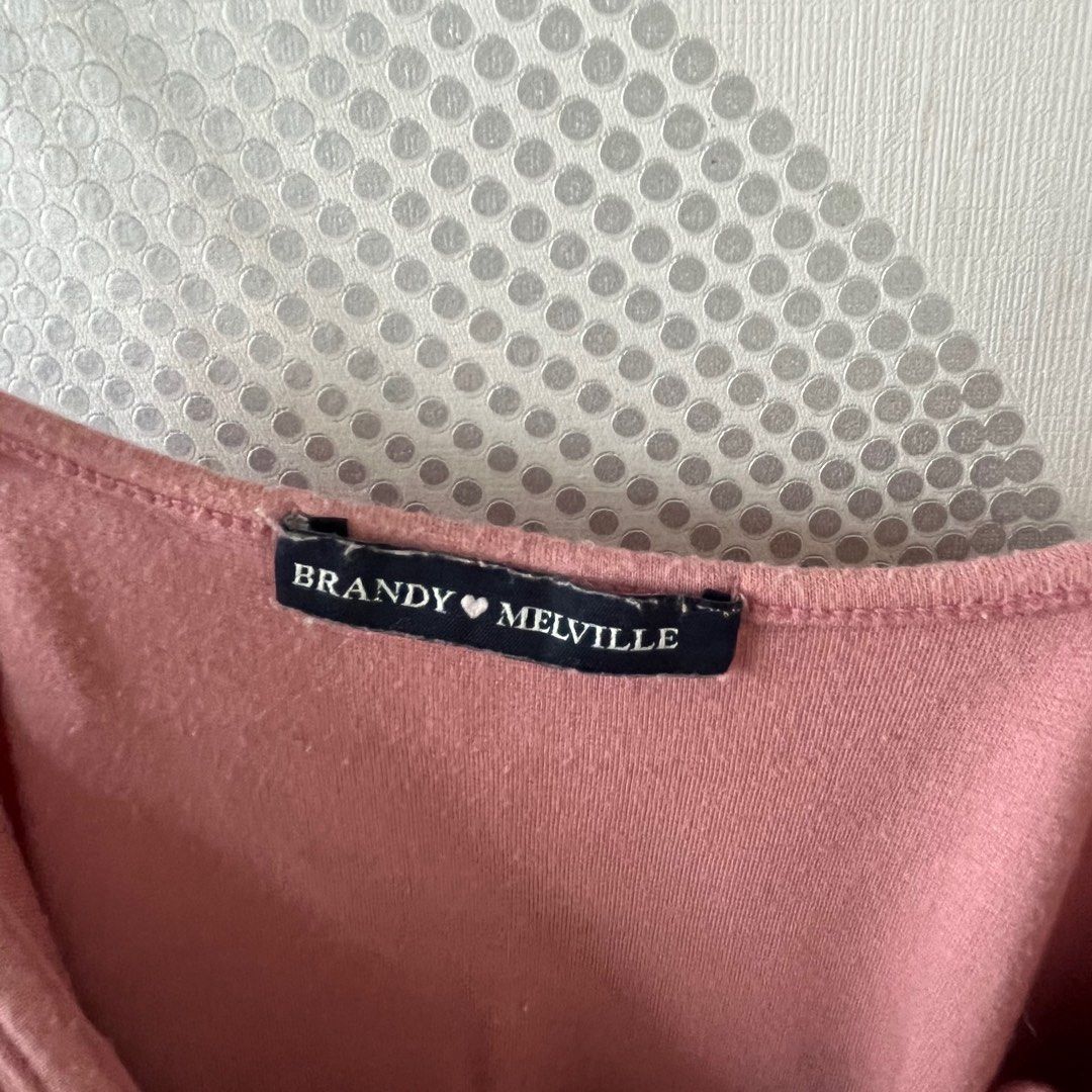 Brandy Melville Pink Tank Top, Women's Fashion, Tops, Sleeveless