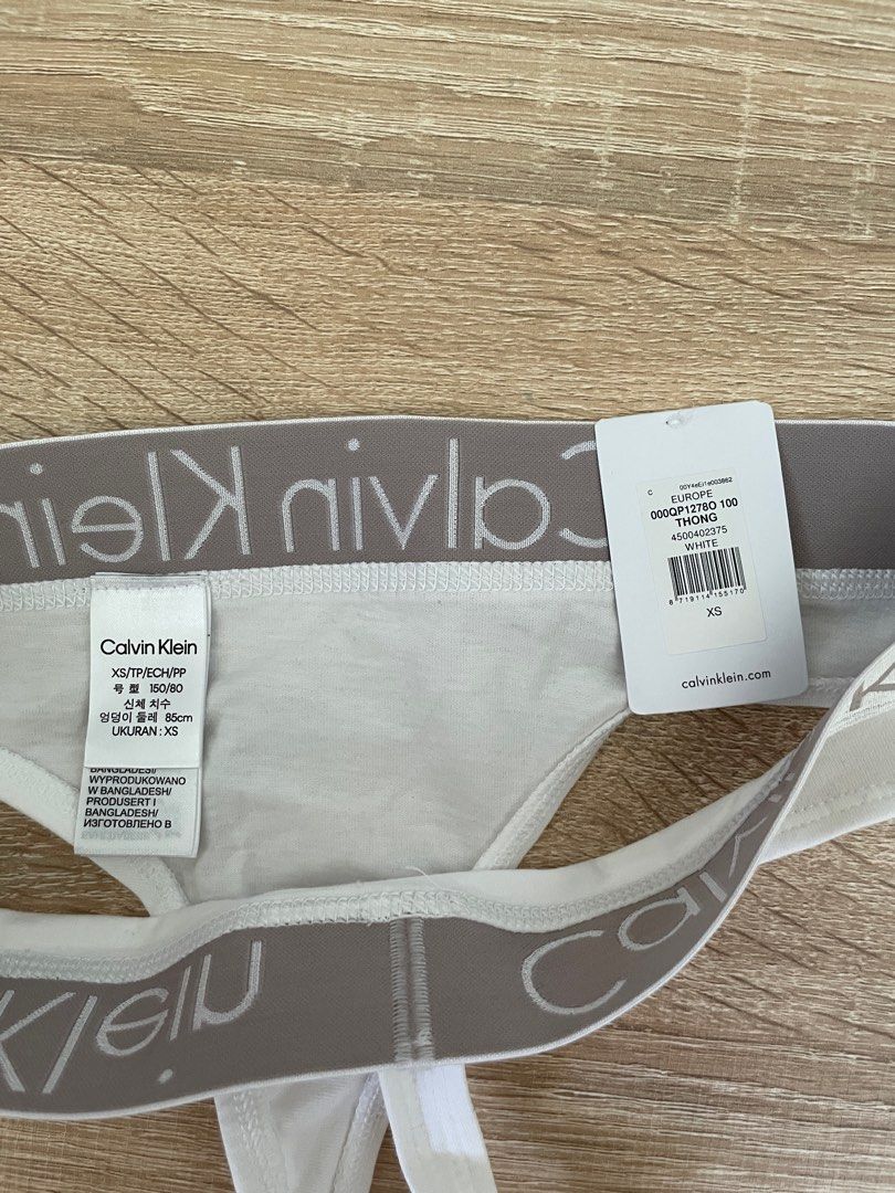 Calvin Klein New thong in colour Pink, 女裝, 內衣和休閒服- Carousell