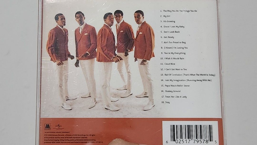 Cd The Temptations The Definitive Collection On Carousell 