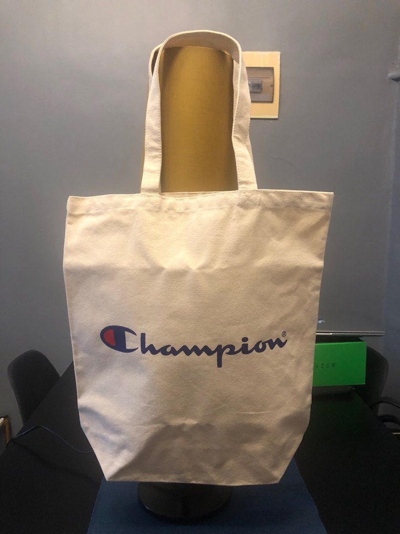 Champion tote top