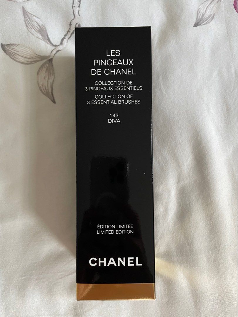 Chanel Limited Edition Brush Set - Les Pinceaux De Chanel (143 - Diva)