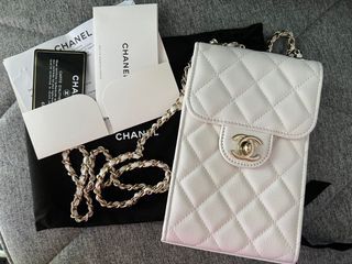 CHANEL Lambskin Quilted iPhone 7/8 Coco Tech Case Black 1084236