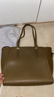 (Kategori: ) berada di . Dikirim oleh clutteredbysya (ID iklan 1241232756, Gambar 1). Deskripsi: .