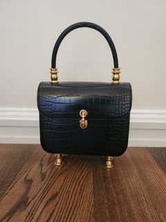 （分類：）位於 。 由 ianformal 提交（商品編號 1241305721，圖片 1）。簡介： 。