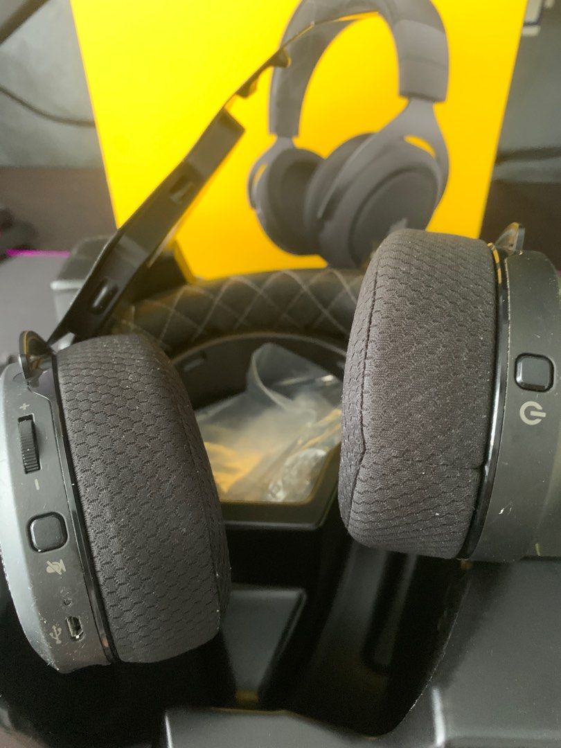 Corsair hs70 sales for sale