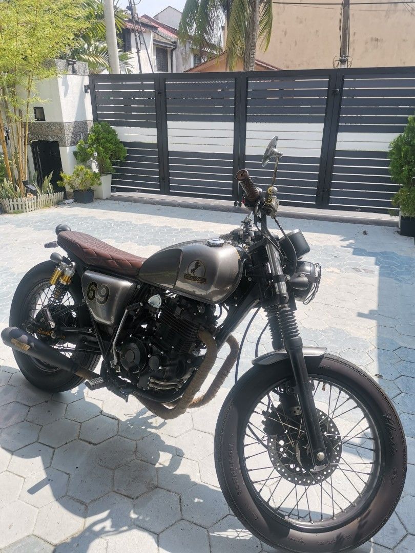 Xy400 Custom CMC xy400 custom cafe racer 400cc, Motorbikes on Carousell