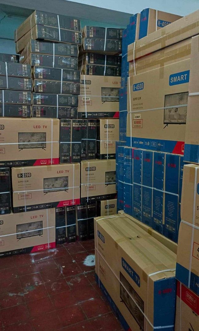 Coby Basic and Smart TVs (Category: TV) located in Quezon City. Submitted by st_jericho (Listing ID 1241218159, Image 2). Description: BODEGA PRICE 🎉💯 COBY 32" NORMAL 3,800 COBY 32" SMART 4,500 COBY 45" SMART 6,900 ❤️FRAMELESS / BORDERLESS EDITION COBY 32" NORMAL 4,200 COBY 32" SMART 4,900 📍LOCATION QUIAPO MANILA OPEN FOR COD + SF TEST BEFORE PAYMENT..