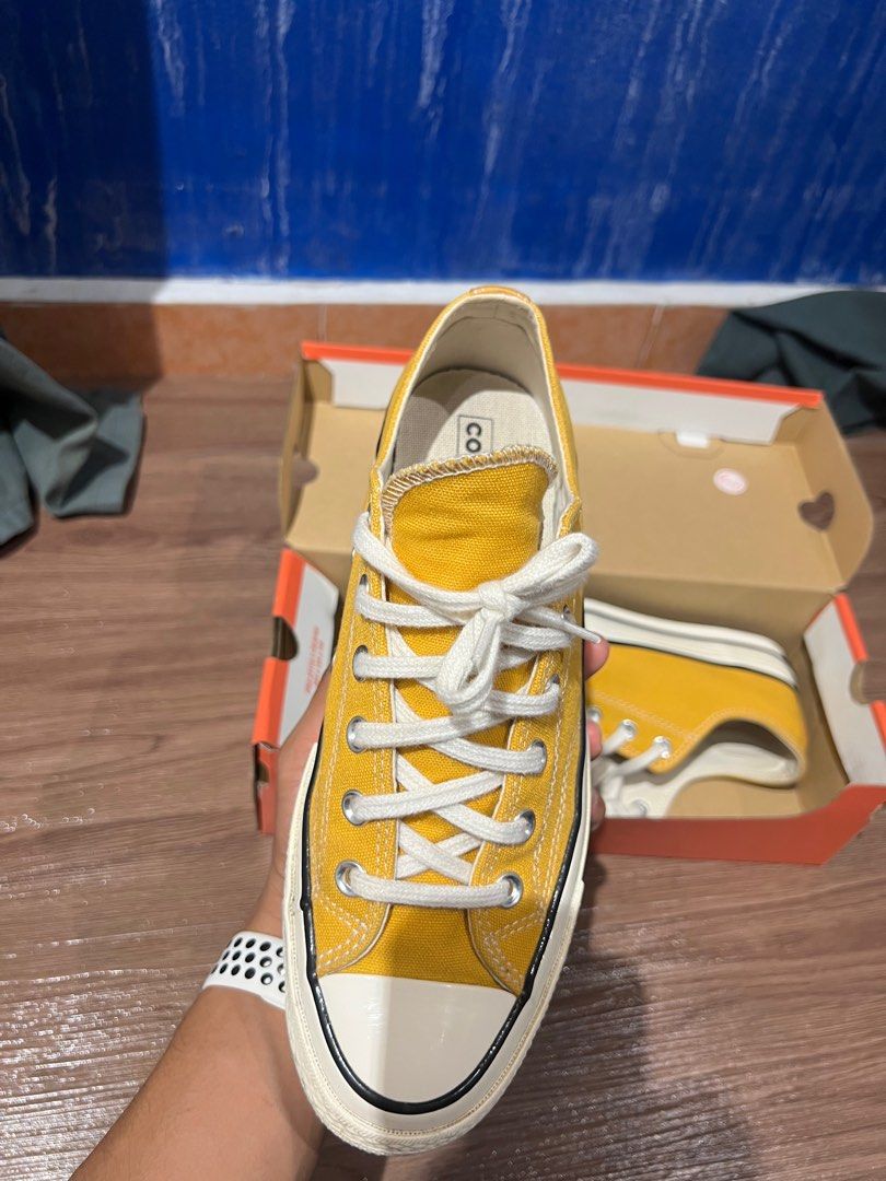 Converse chuck online taylor 197s sunflower