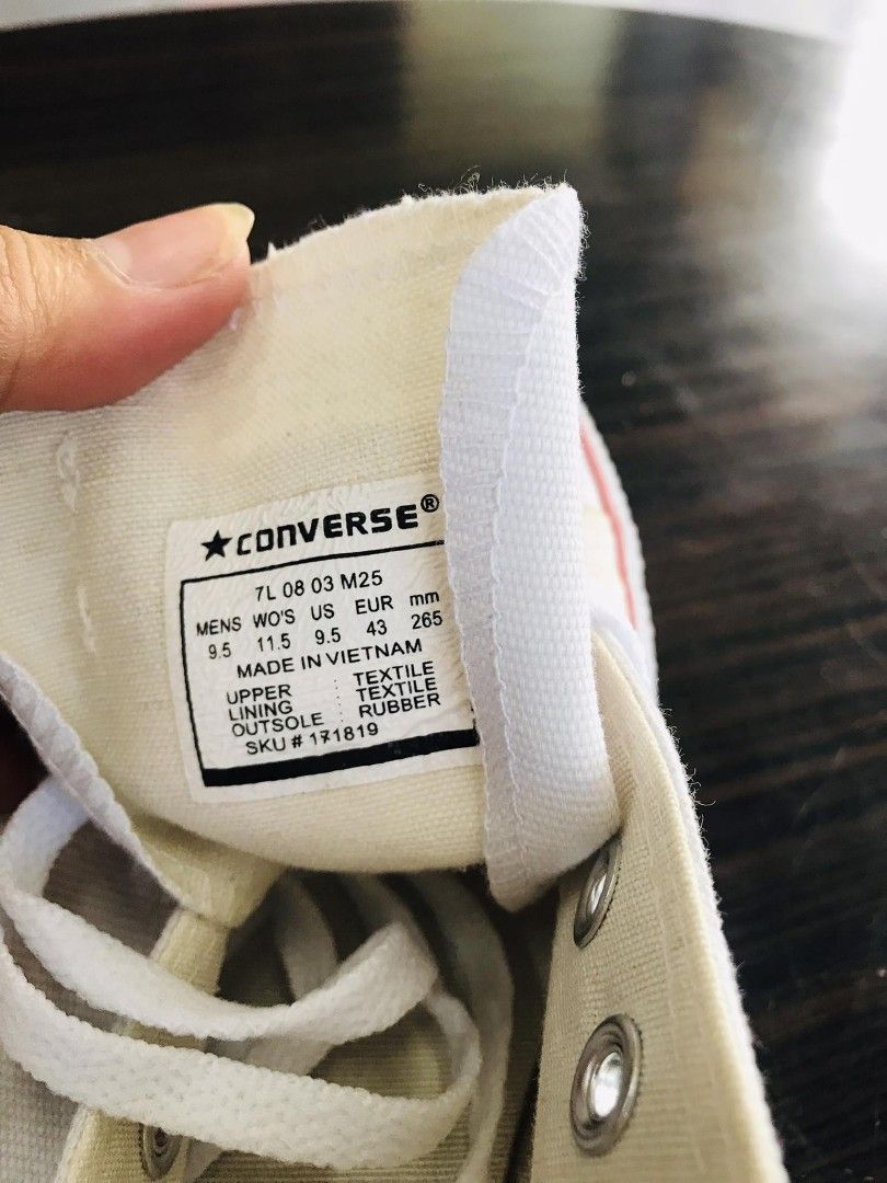 Converse Sneakers Men s Fashion Footwear Sneakers on Carousell