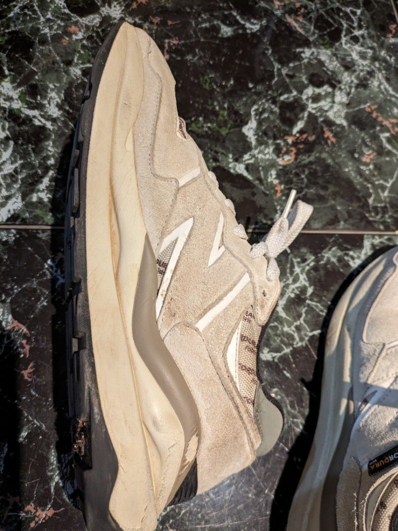 new balance 5740 foot locker