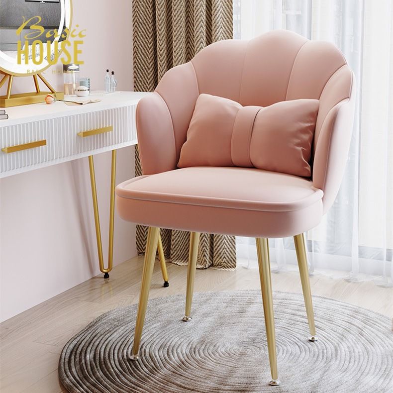 Dressing table hotsell velvet chair