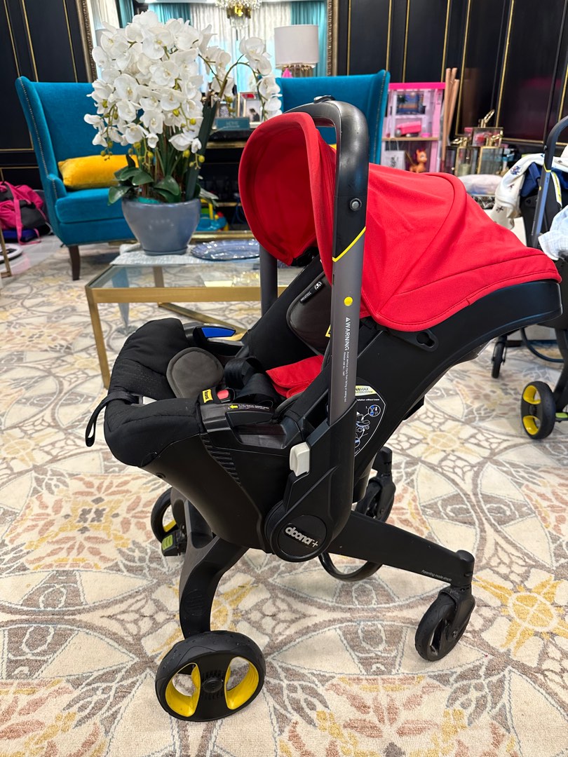 Doona, Babies & Kids, Going Out, Strollers on Carousell