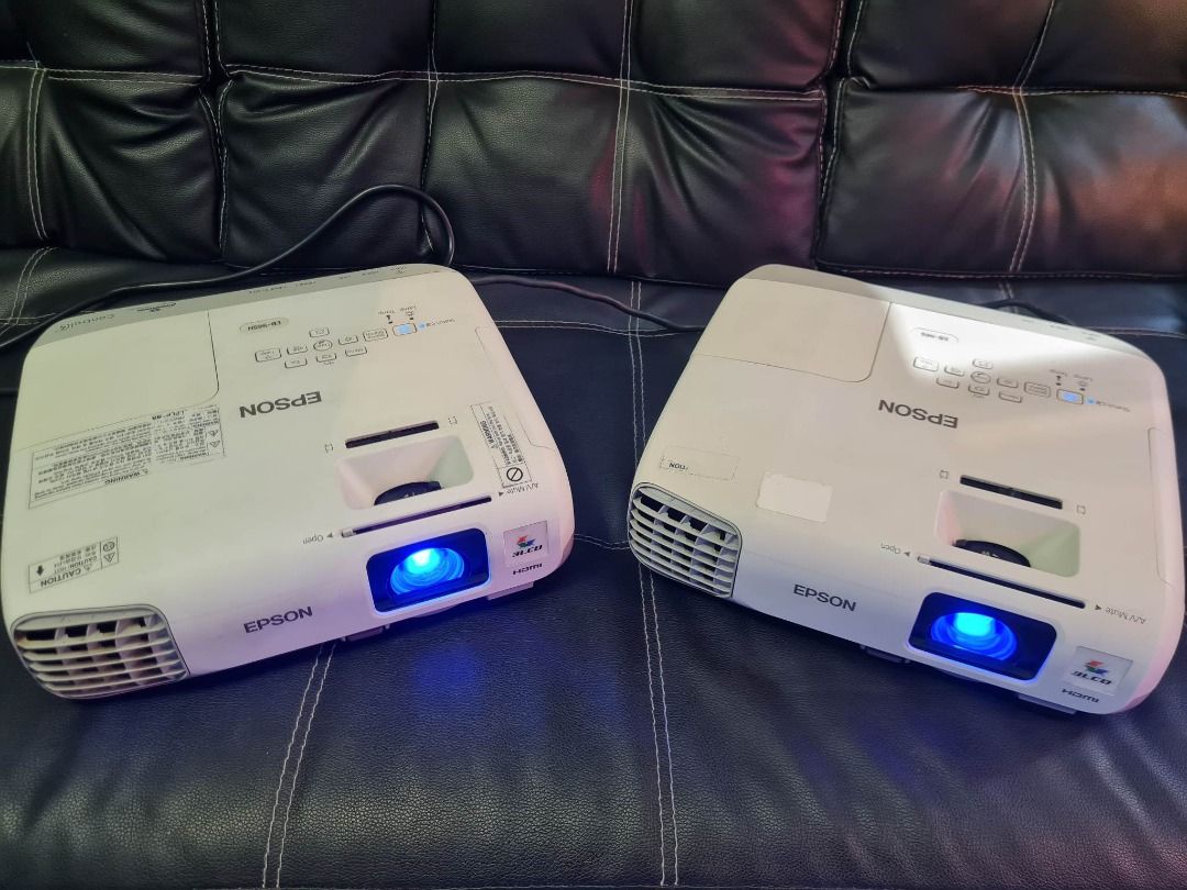 epson projector for sale heavy duty bright display, TV & Home