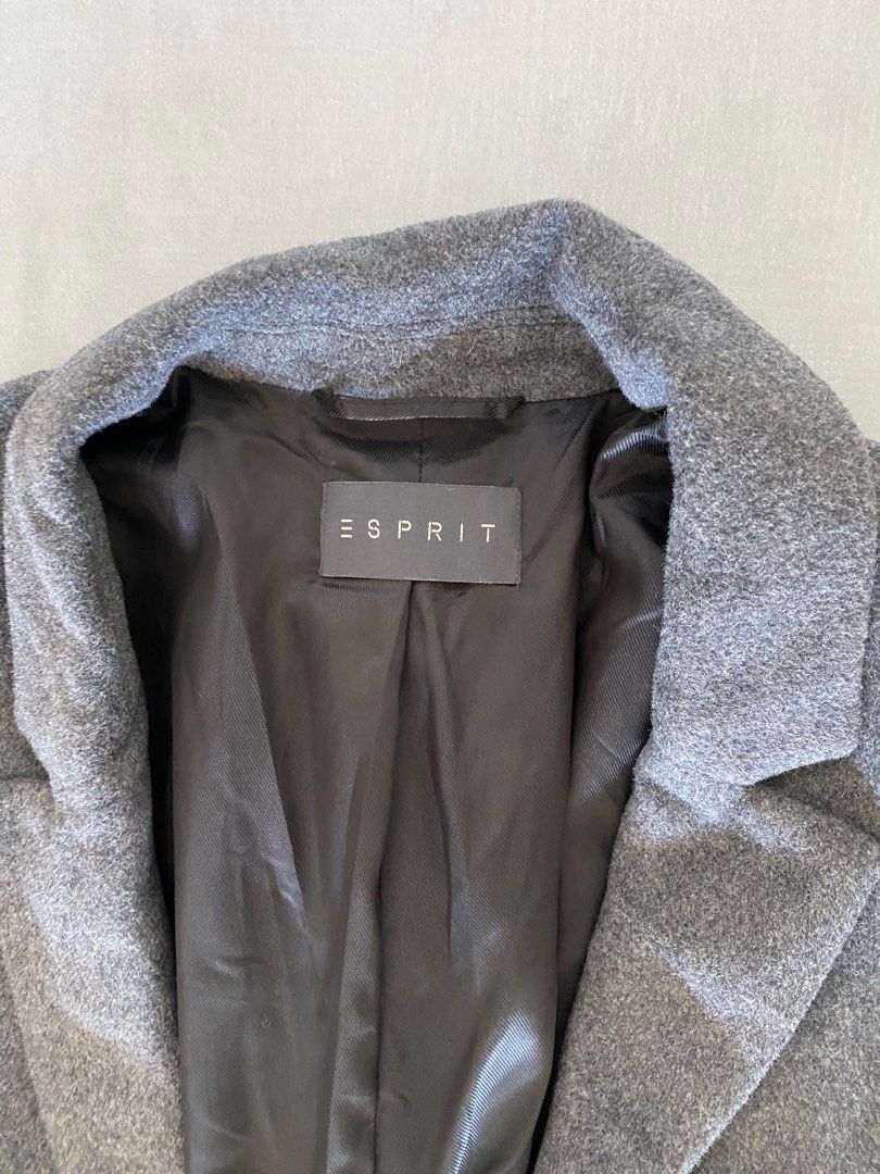 Esprit grey coat top