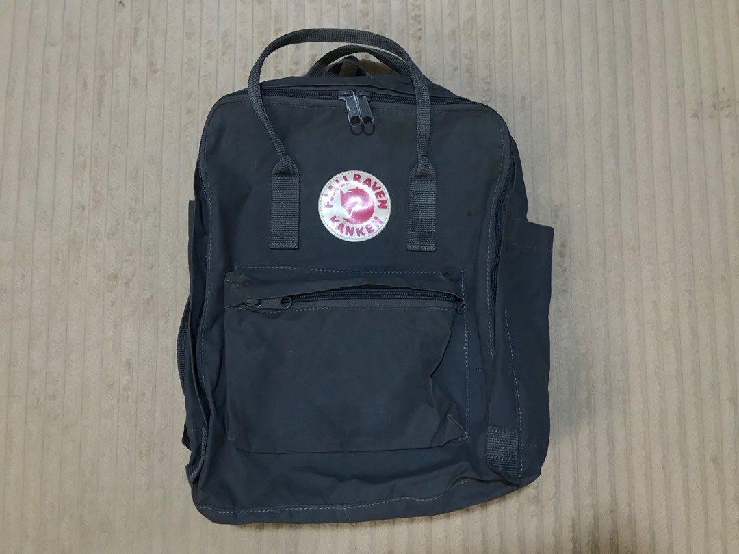 FJALLRAVEN BACKPACK LEGIT, Men's Fashion, Bags, Backpacks on Carousell