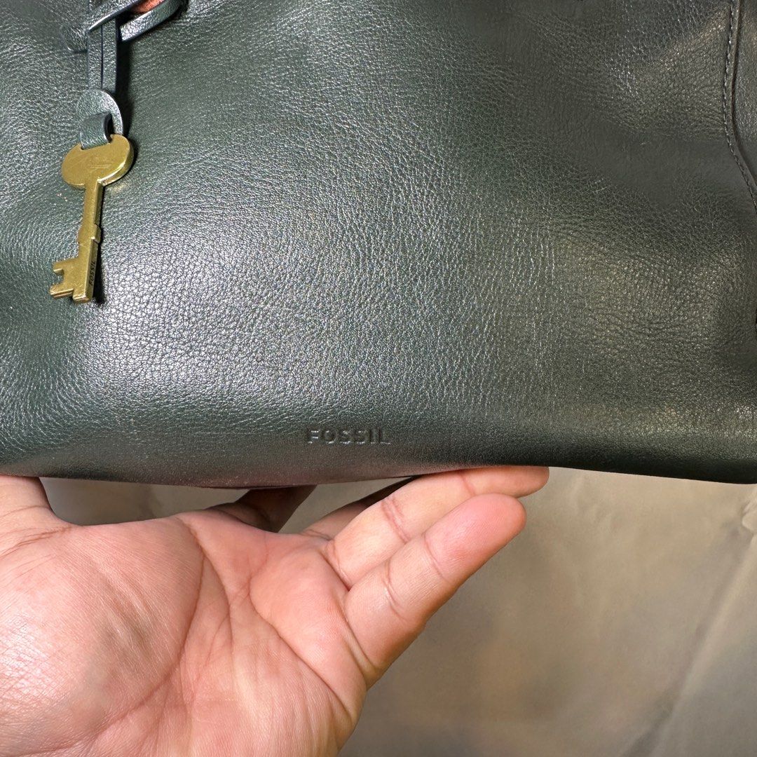 Second hand fossil bags clearance