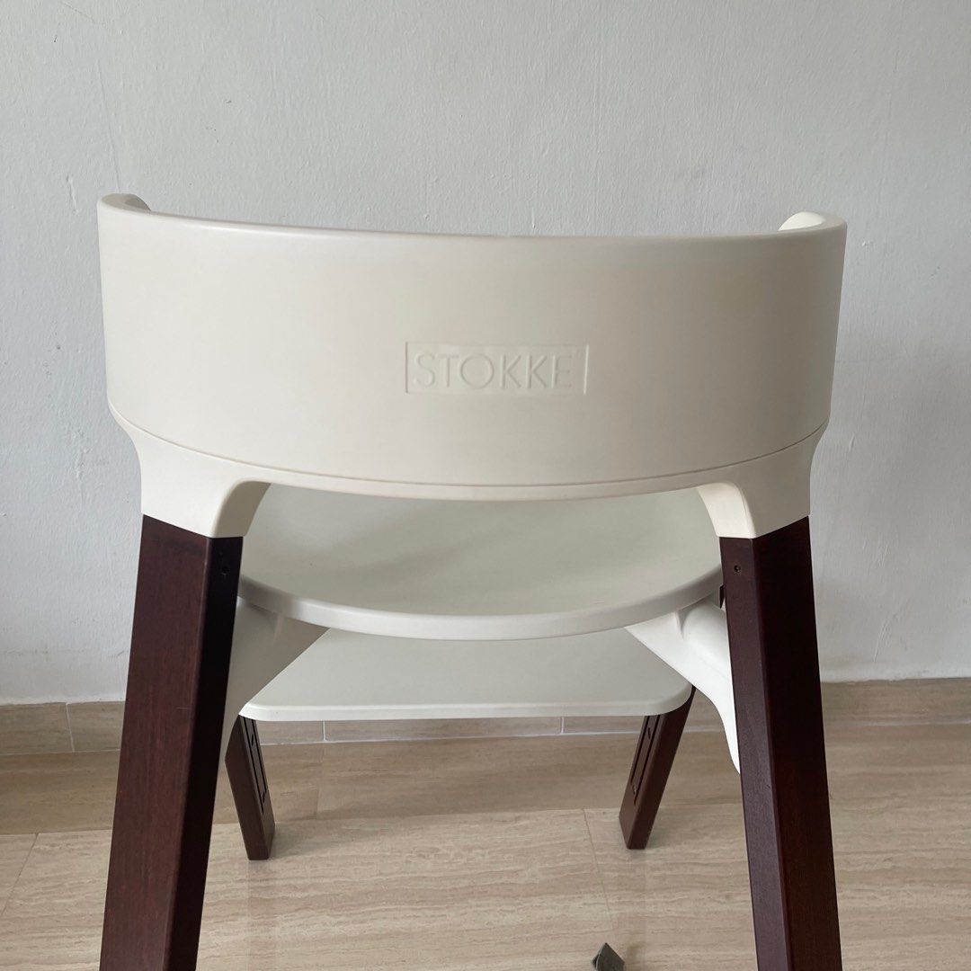 Full set Stokke Step high chair with walnut legs, Babies & Kids