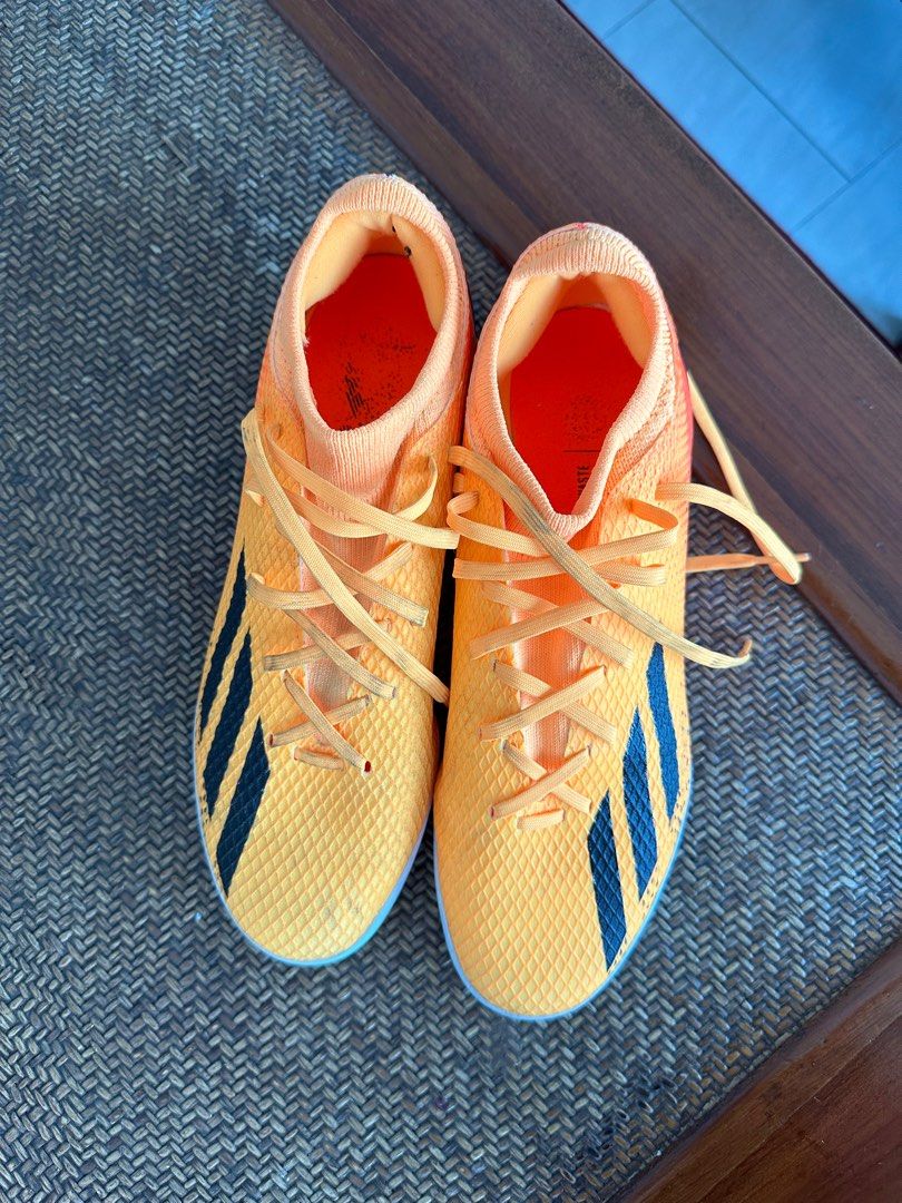 Futsal boots clearance