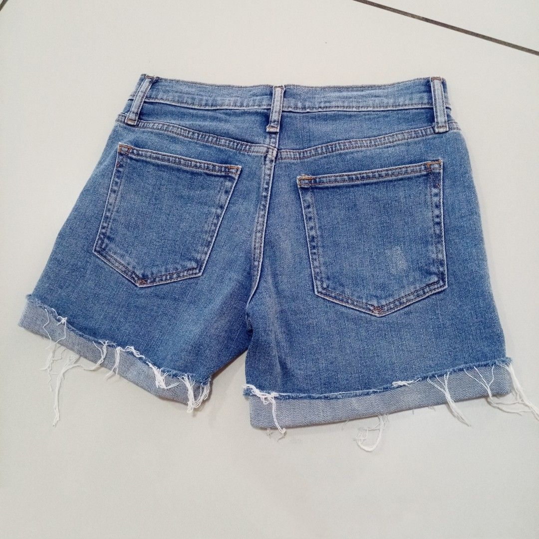 Gap 1969 shorts sales