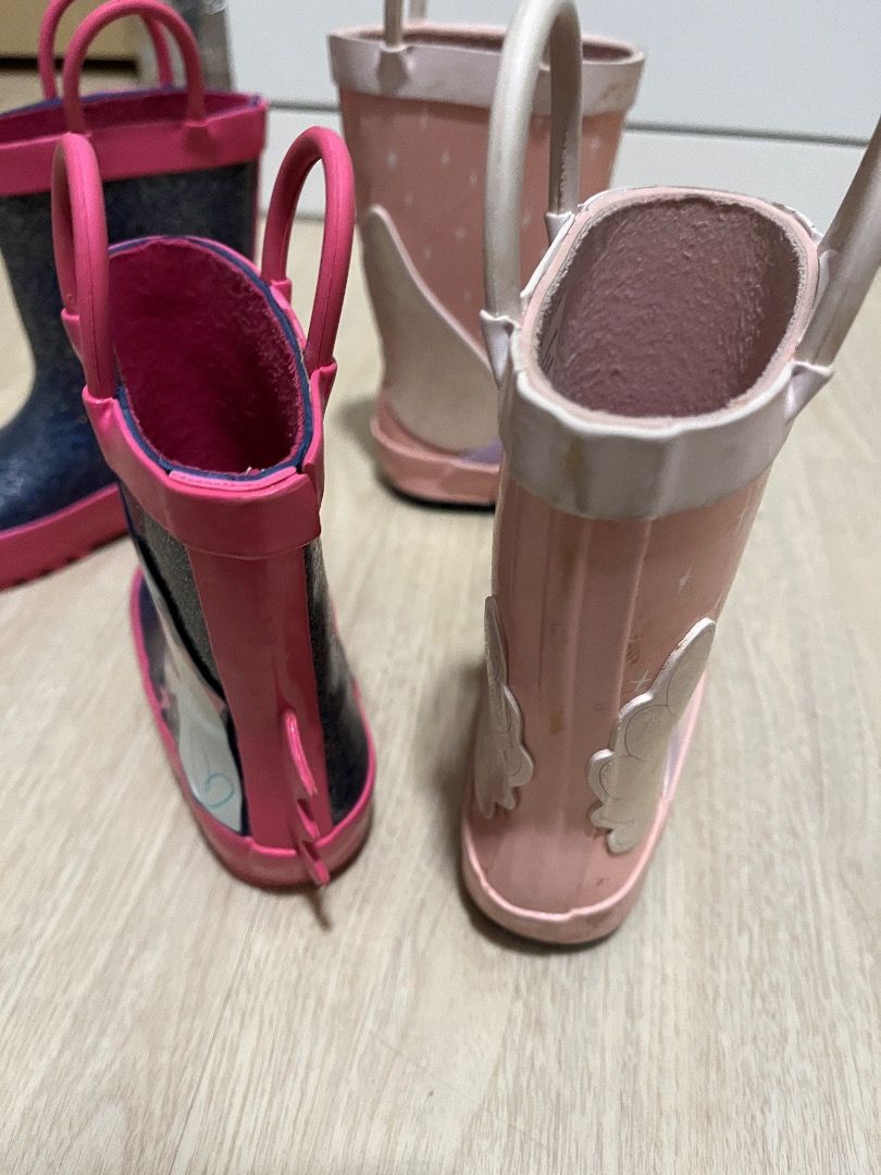 Girls rain top boots size 5