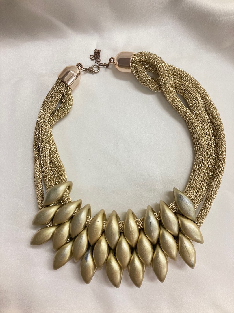 Gold mesh clearance choker