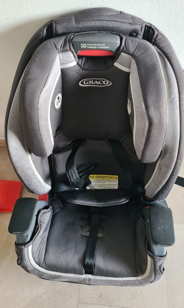 Graco milestone in car seat, Babies  Kids, Going Out, Car Seats on  Carousell