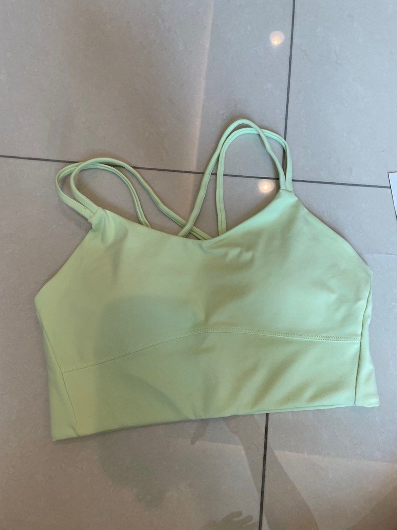 Why wear cropped tops for workouts? – Gymwearmovement