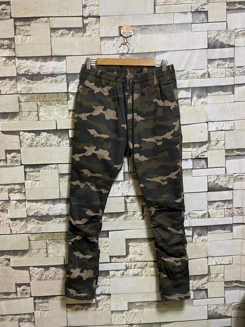 H&M Divided Camo Mens Sz 30 Pants Jogger Camouflage Cargo Pockets Elastic  Legs